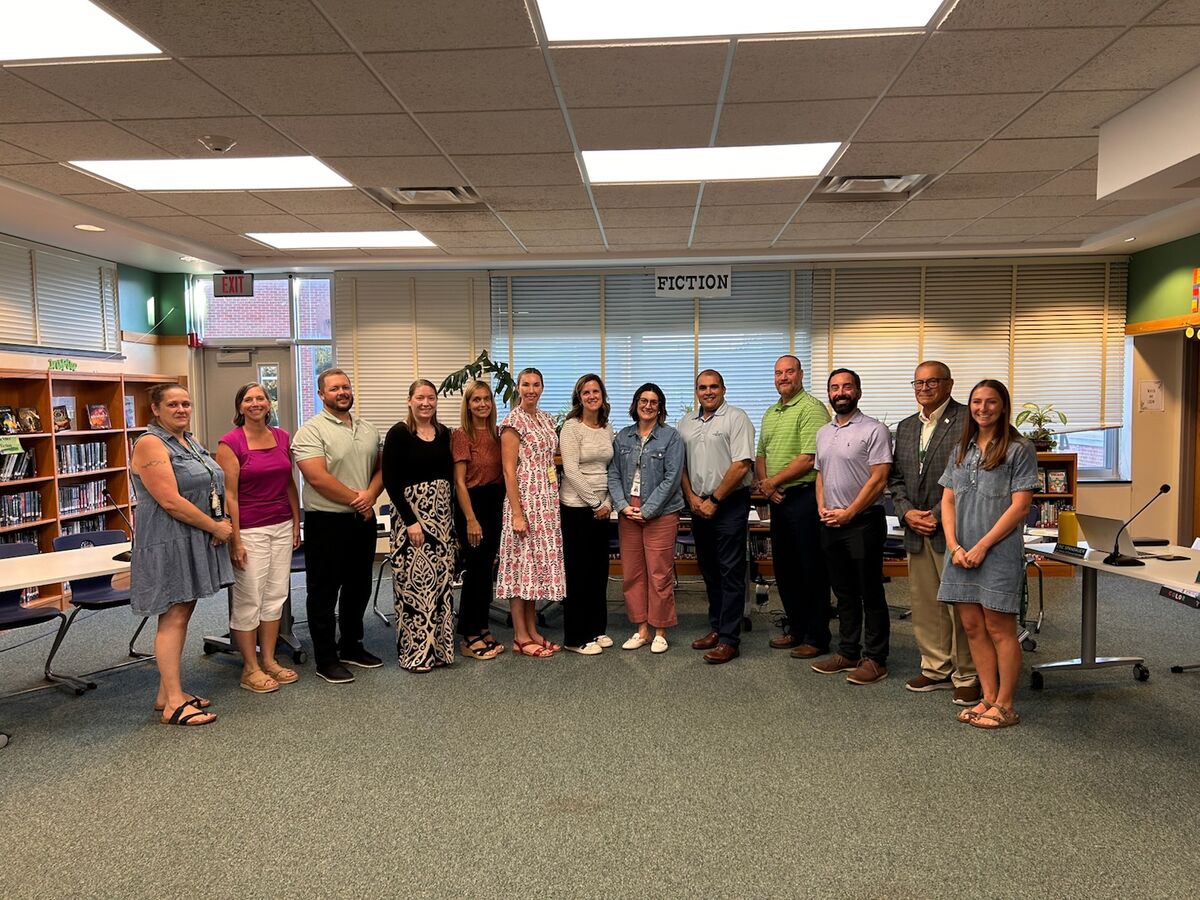 Board recognizes newly tenured faculty