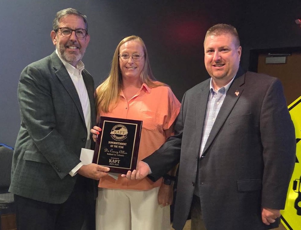 Dr. Casey Allen named KAPT Superintendent of the Year for support of student transportation