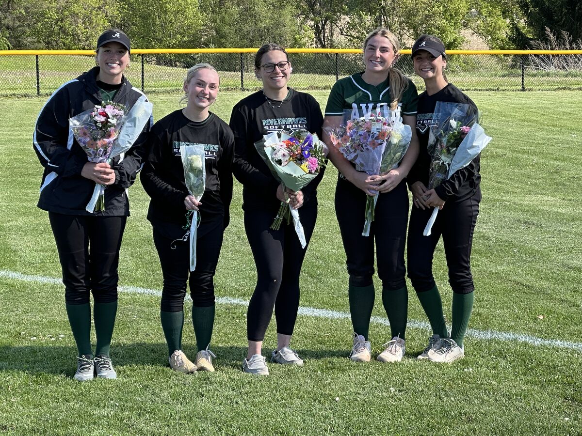 Varsity softball celebrates senior night with shutout win 