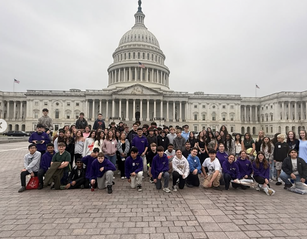 Islip Eighth Graders Explore History, Government and Science on Washington, D.C. Trip