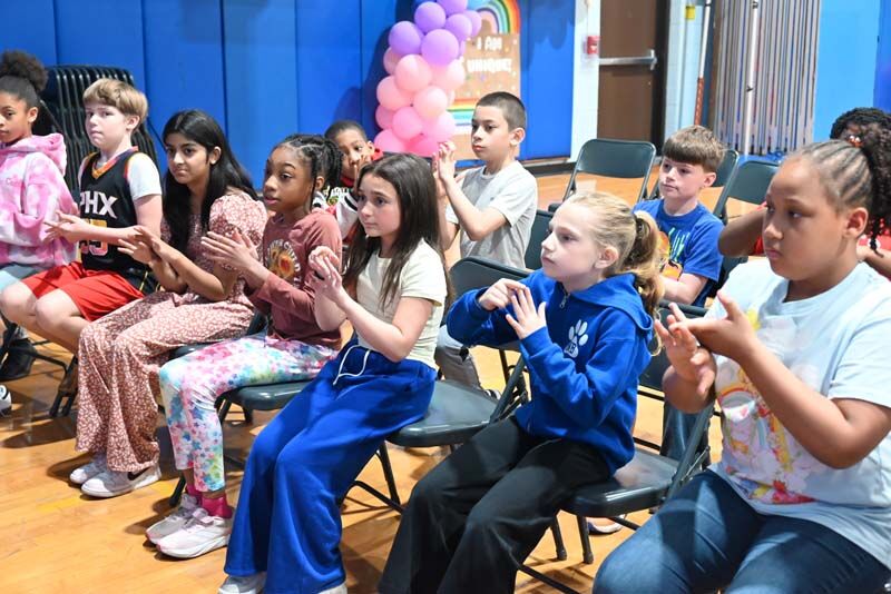 DeLuca Event Celebrates Students’ Differences