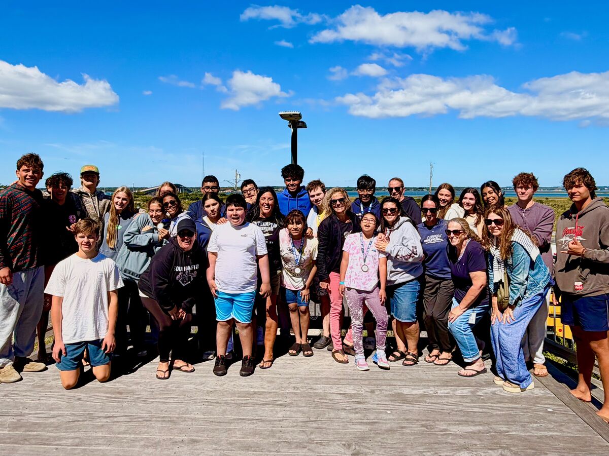 Southampton Students Make Memories at Surfers Healing