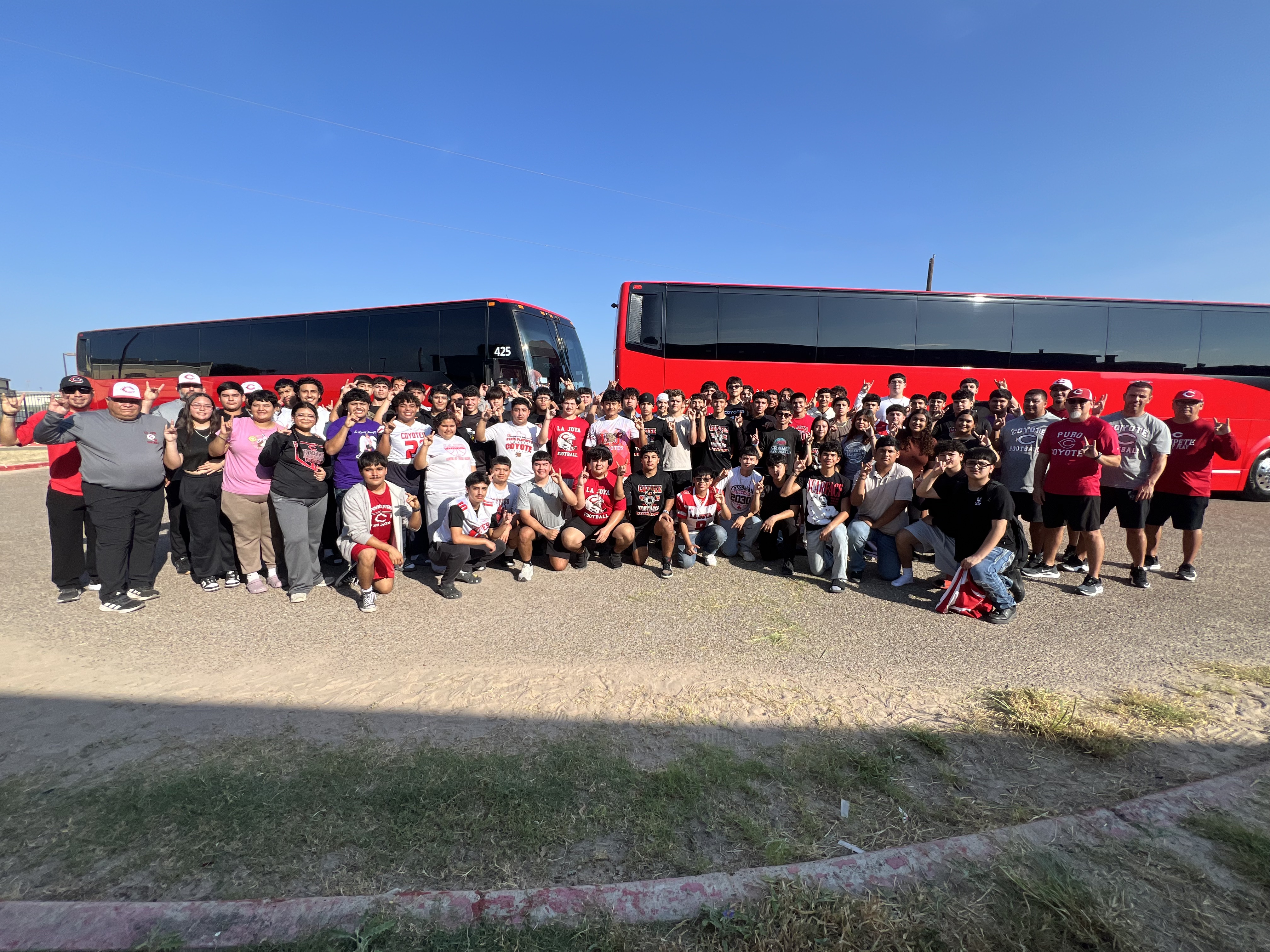 🐾🏈 SEND-OFF FOR THE COYOTES! ❤️🤍
