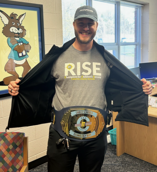 Brian DeYoung is the break fix tech of the month.