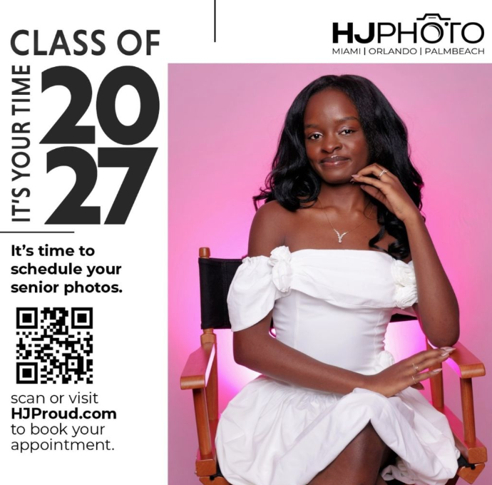 Book Your Senior Portrait at the HJ Photo Studio This Summer