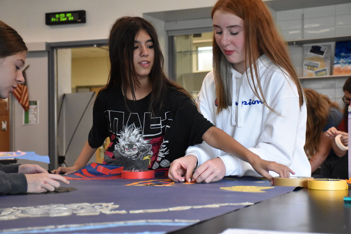 Alma Thomas-inspired mosaics take shape in studio art
