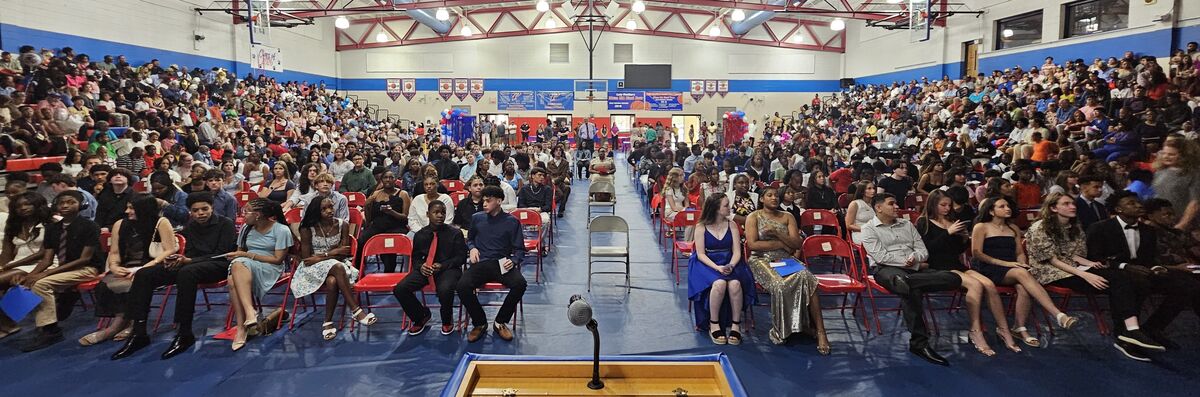🎉 Celebrating Excellence: Colmer Middle School 8th Grade Class Night! 🎓
