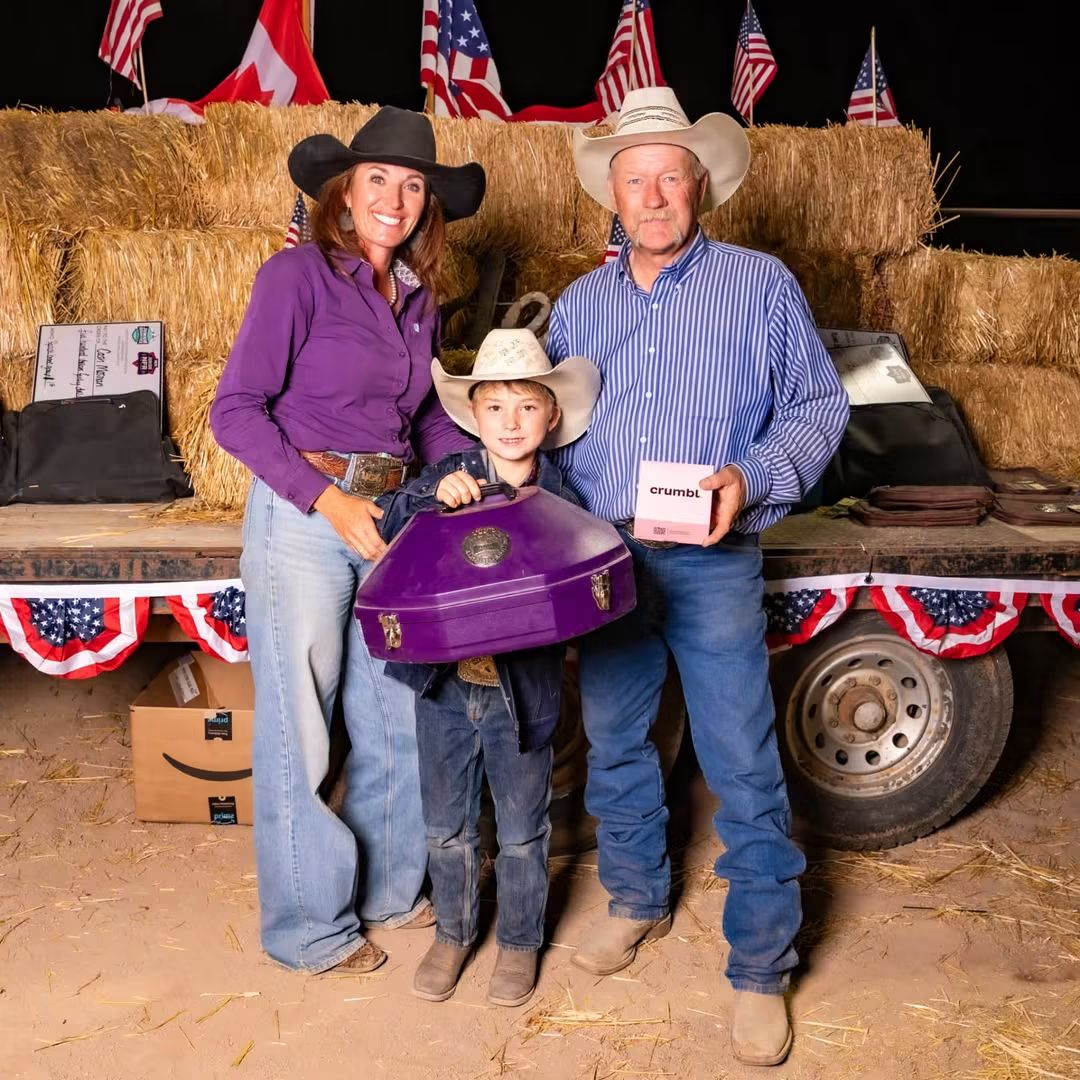 Island City Elementary Second Grader Places Third in the World at Junior Roughstock Association Finals