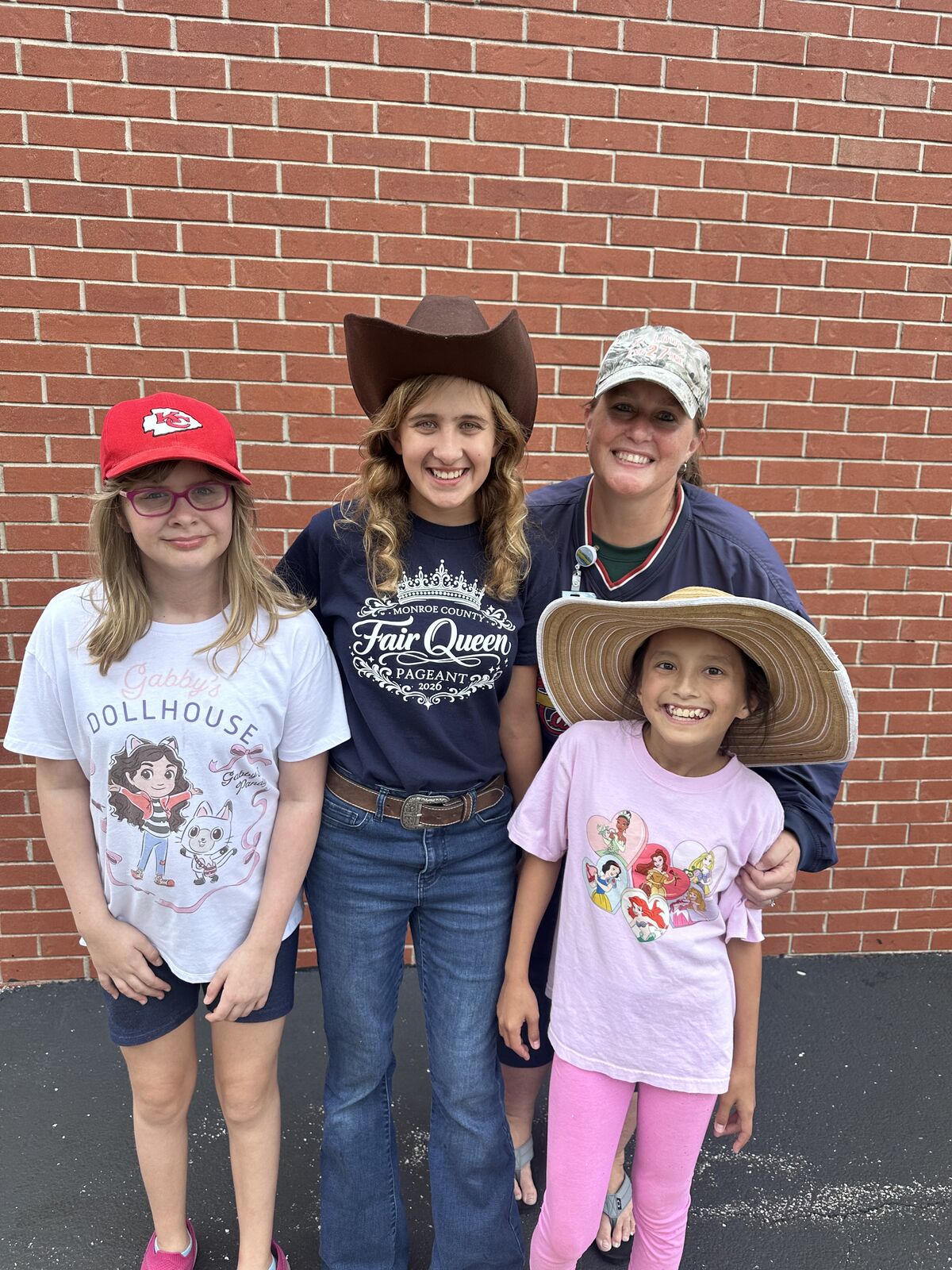 🎩 Hats Off to Our Bulldogs! 🐾