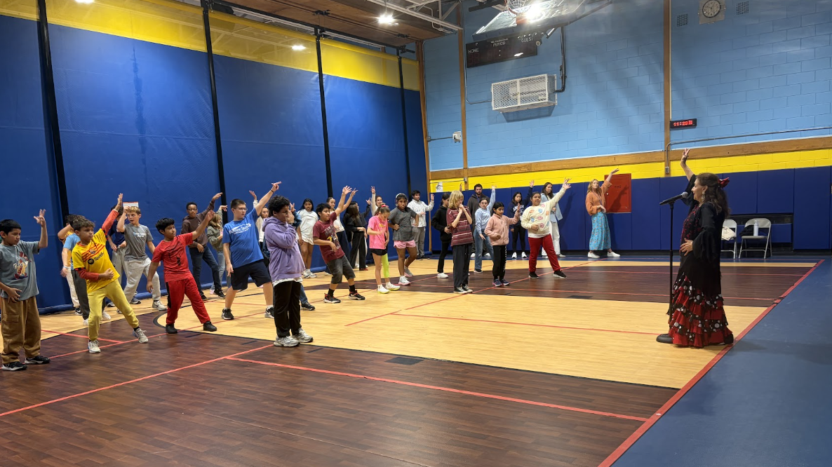 RSE Students Kick Off Hispanic Heritage Spirit Week With Flamenco Workshops