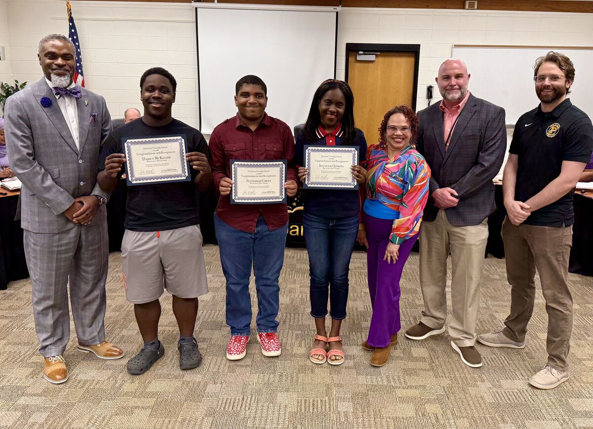PHS students promote self-advocacy at leadership conference