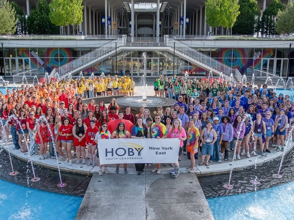 Sophomores excel at leadership conference