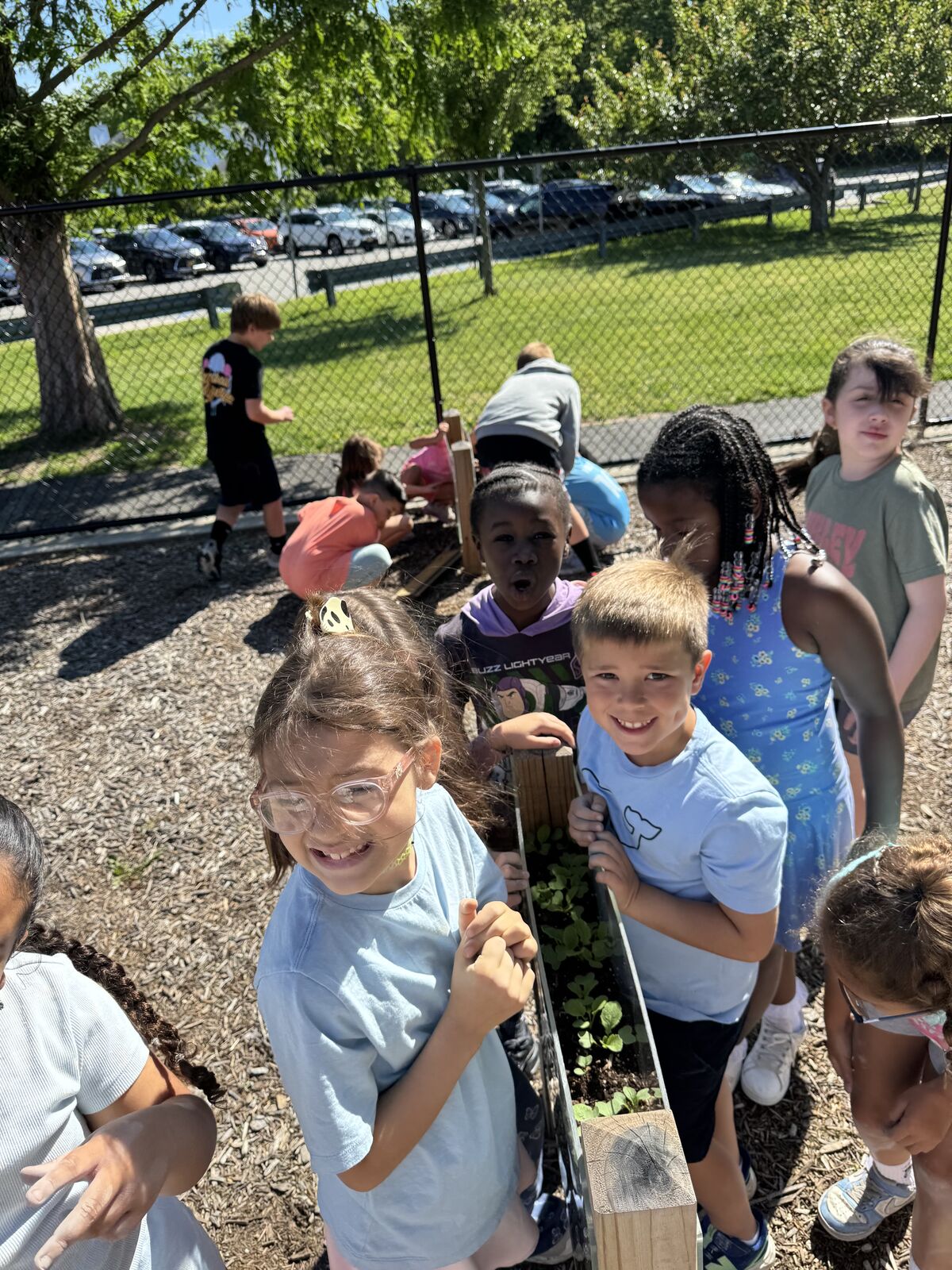 Sherwood Students Get a Hands-On Look at Plant Growth