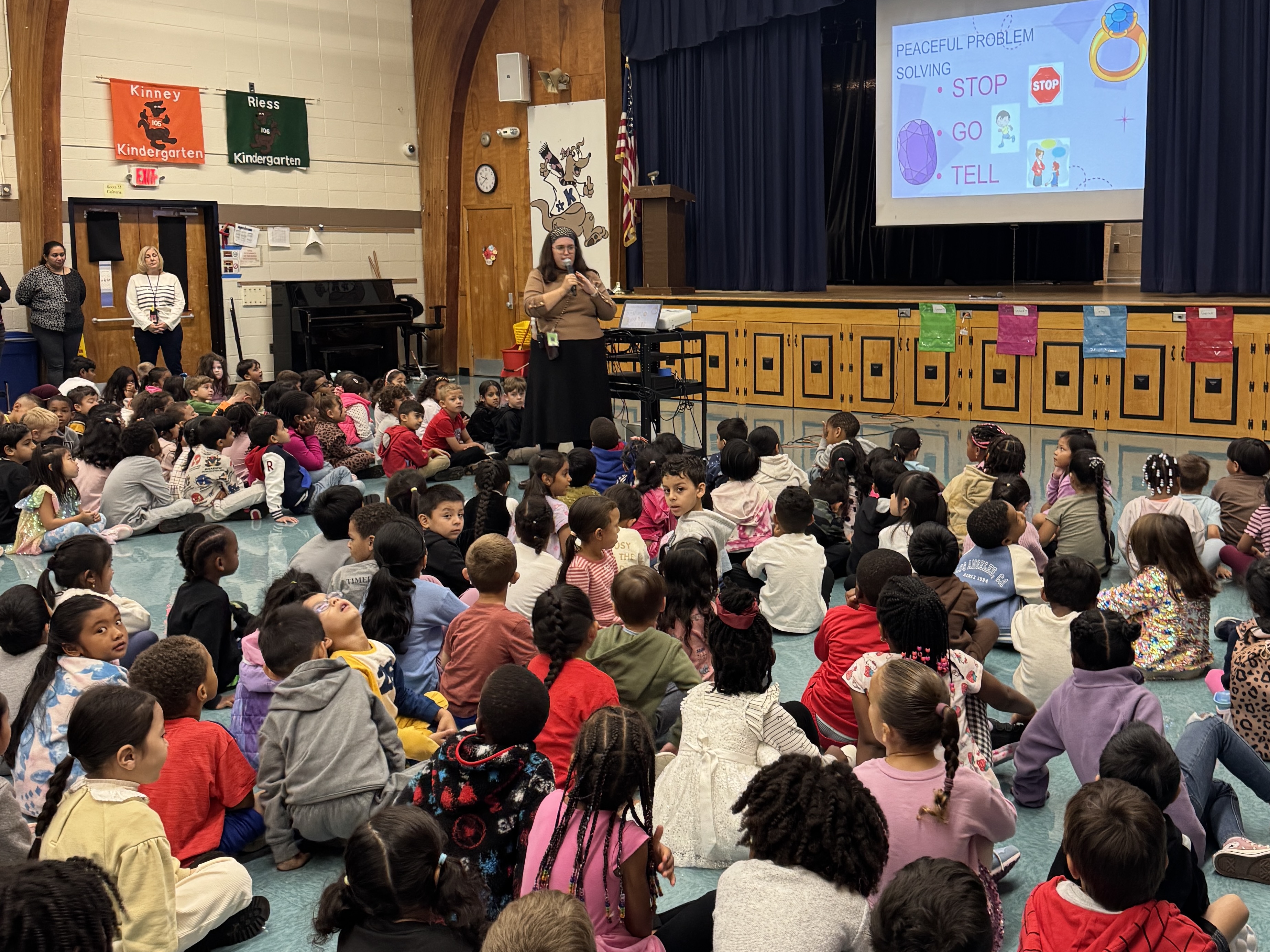 Knollwood spreading kindness for Week of Respect