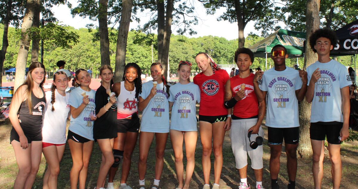Congratulations to our 2026 Boys & Girls Track Qualifiers