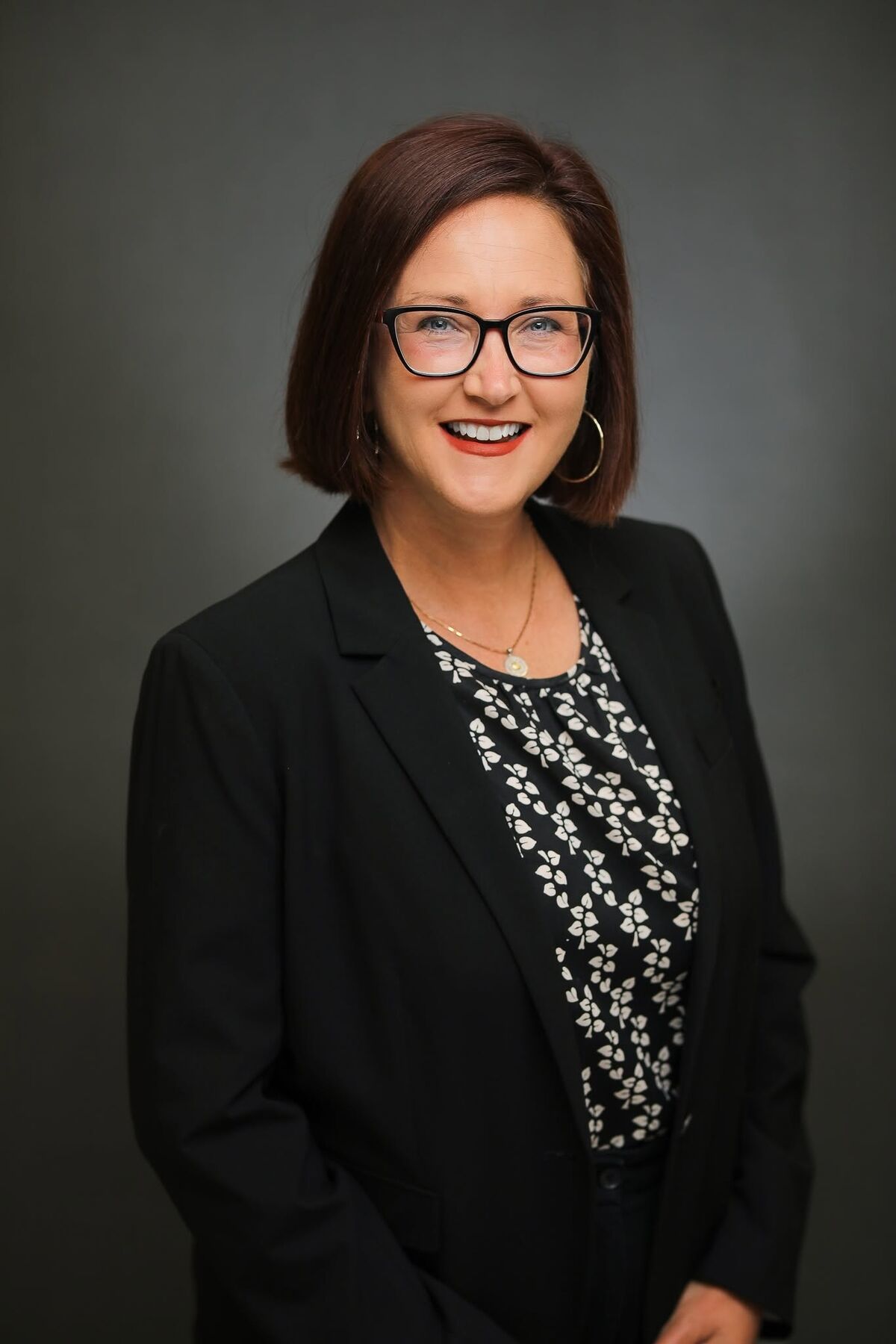 ⭐️ Dr. Amber Sergent, Social Studies Teacher at Woodford County High School, is the recipient of the Prichard Committee for Academic Excellence Outstanding High School Teacher Award ⭐️