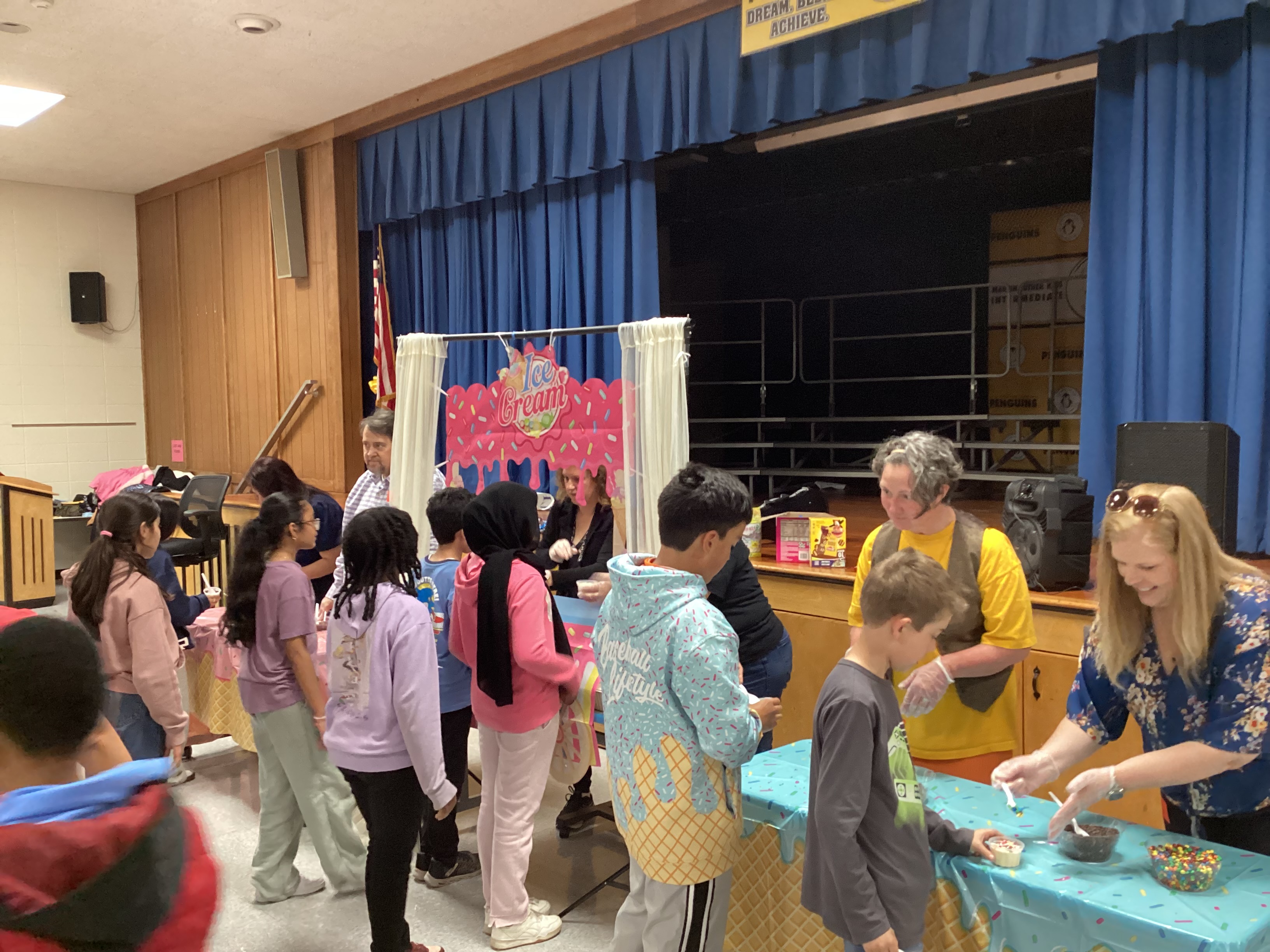 MLK Honor Roll / Soaring High Ice Cream Party!