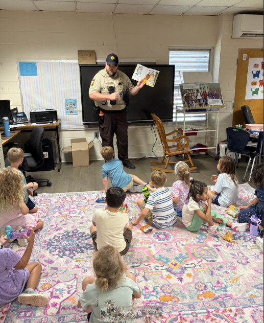 Ms. Chumley's  class's storytime with Deputy Williams