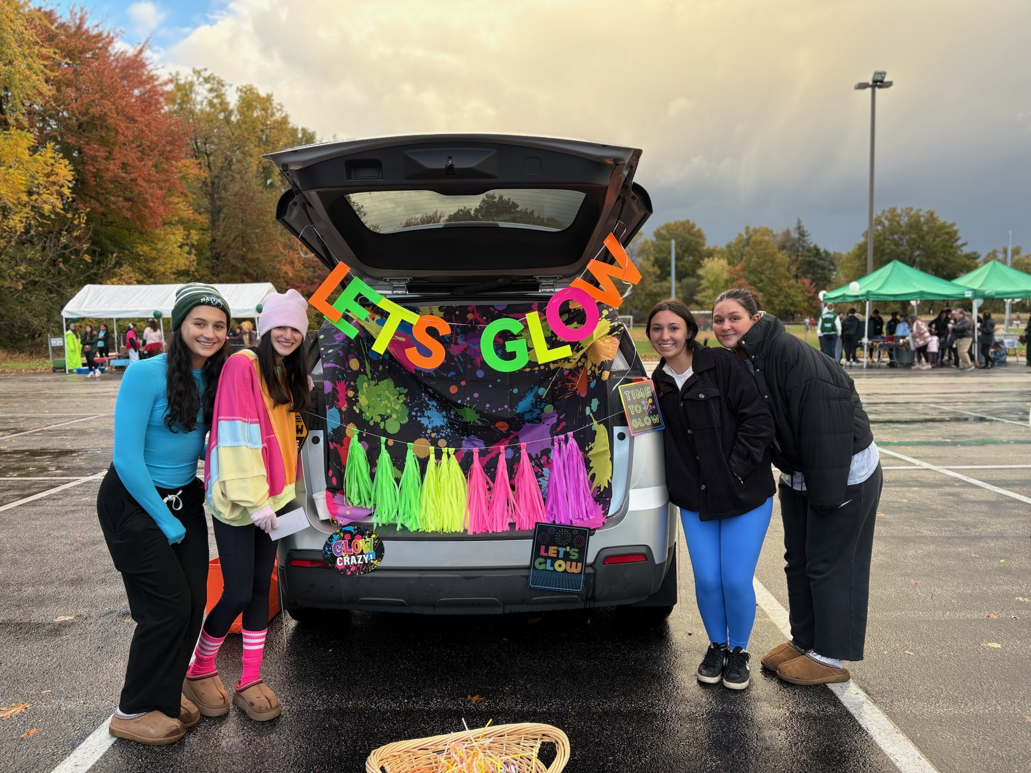 Volunteers Needed: Sign up to decorate your car for the Mayfield Preschool Trunk or Treat / Fall Festival