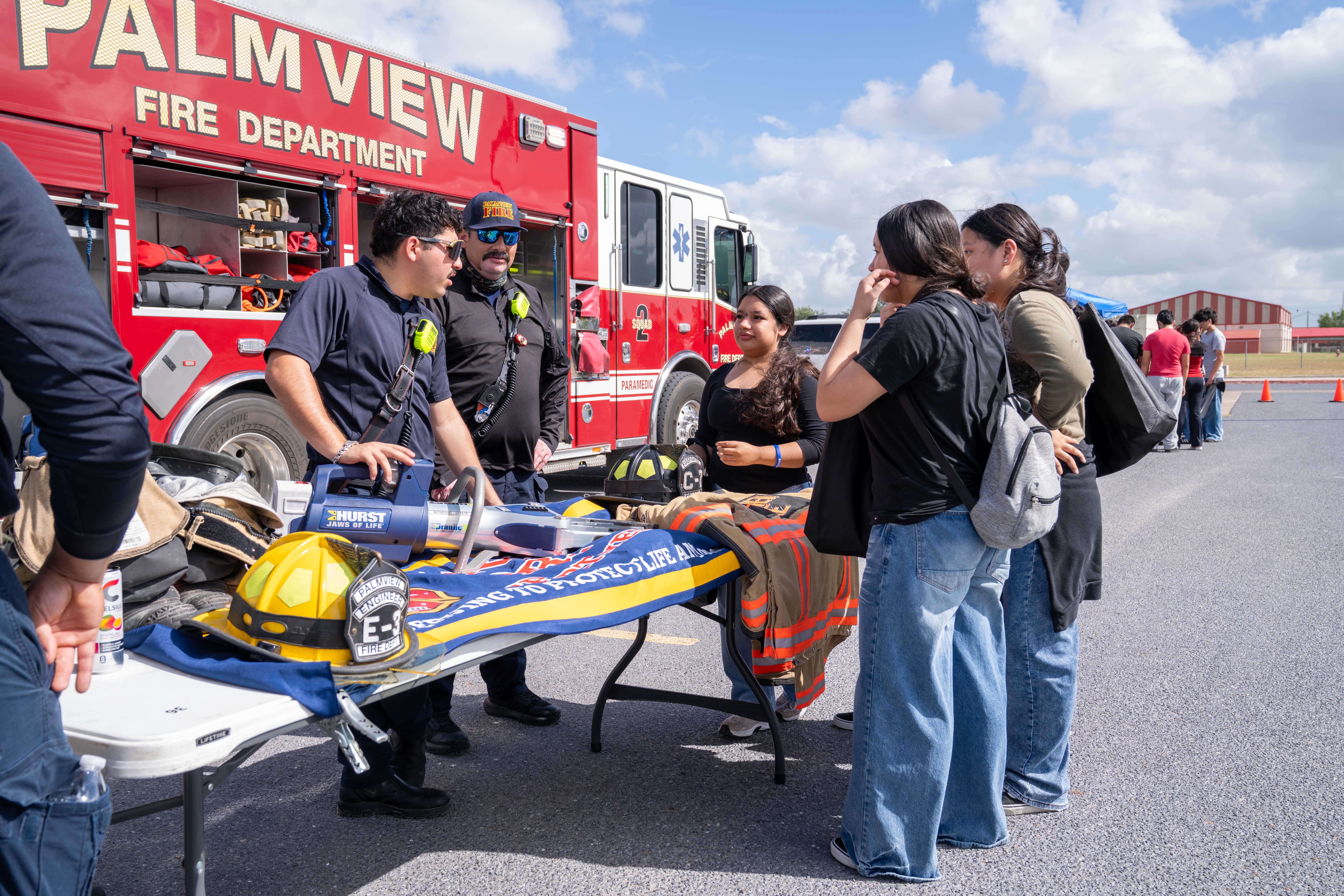 🚔🚁 Inspiring Future Leaders Through Real-World Experiences! 🚁🚔 Career Day at La Joya Palmview High School