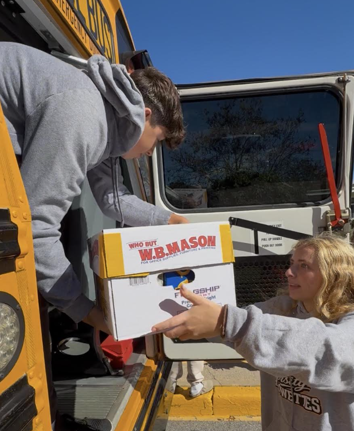  Sachem’s Stuff-A-Bus Campaign Brings Community Together to Stock Food Pantry