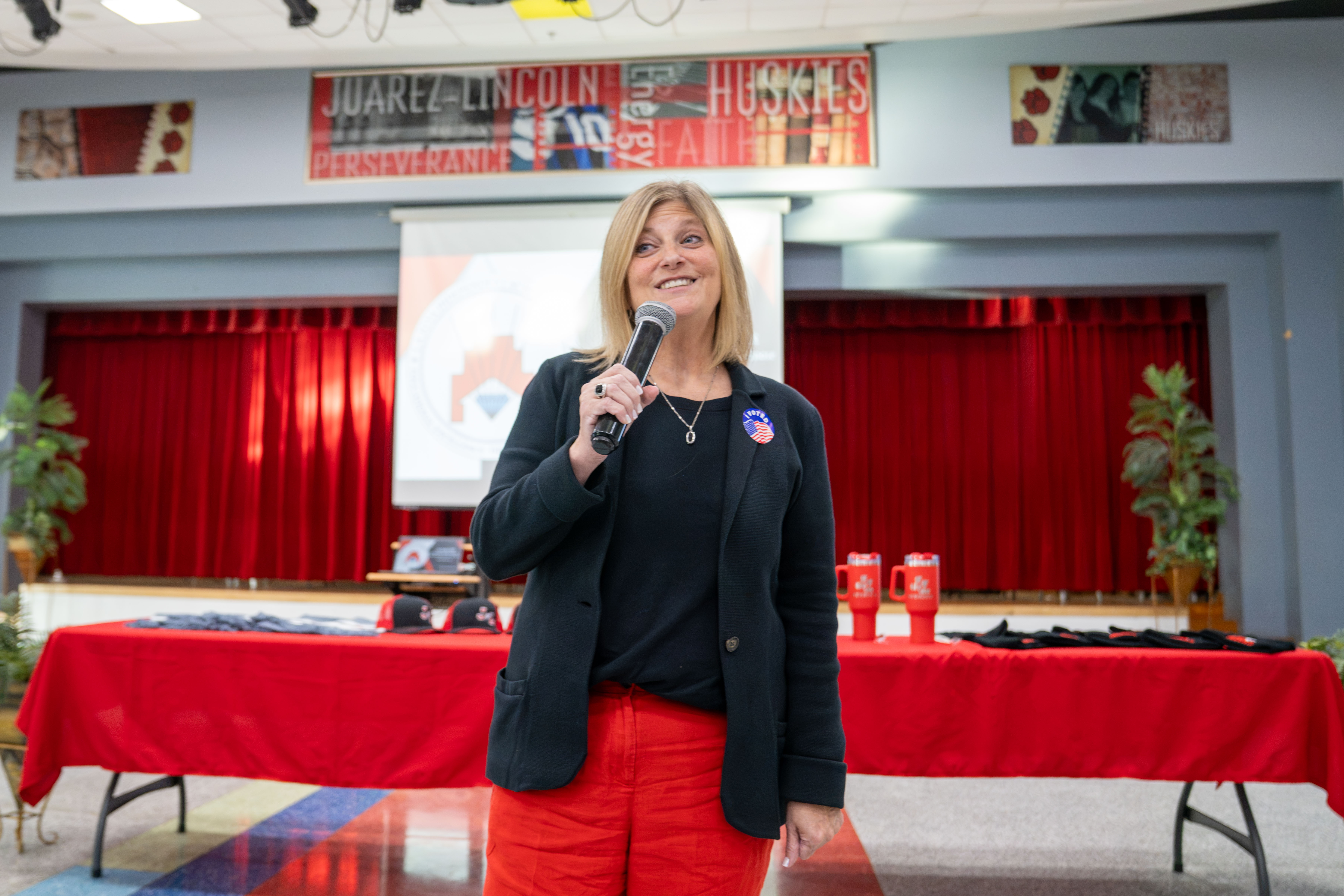 ❤️🗣️ Three town halls. One shared commitment to moving La Joya ISD forward! 🤝