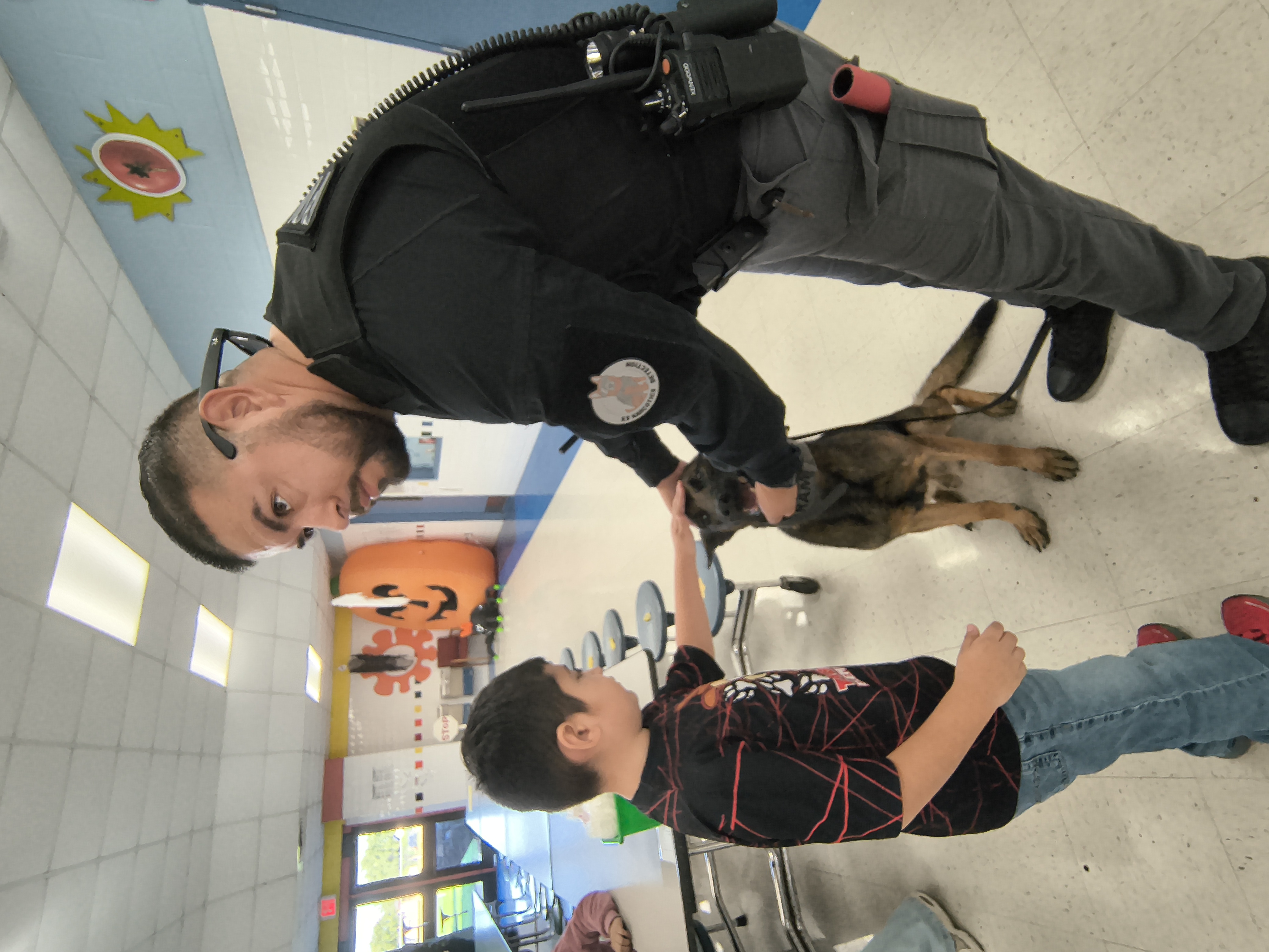 🚔🐾❤️ PAWS-ITIVELY DRUG FREE! ❤️🐾🚔