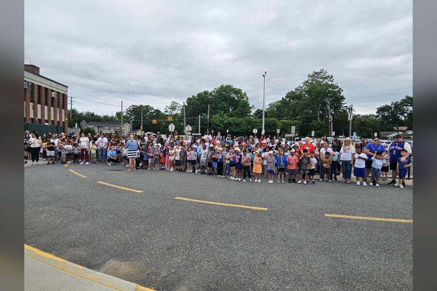 DeLuca Celebrates Flag Day with Patriotic Ceremony