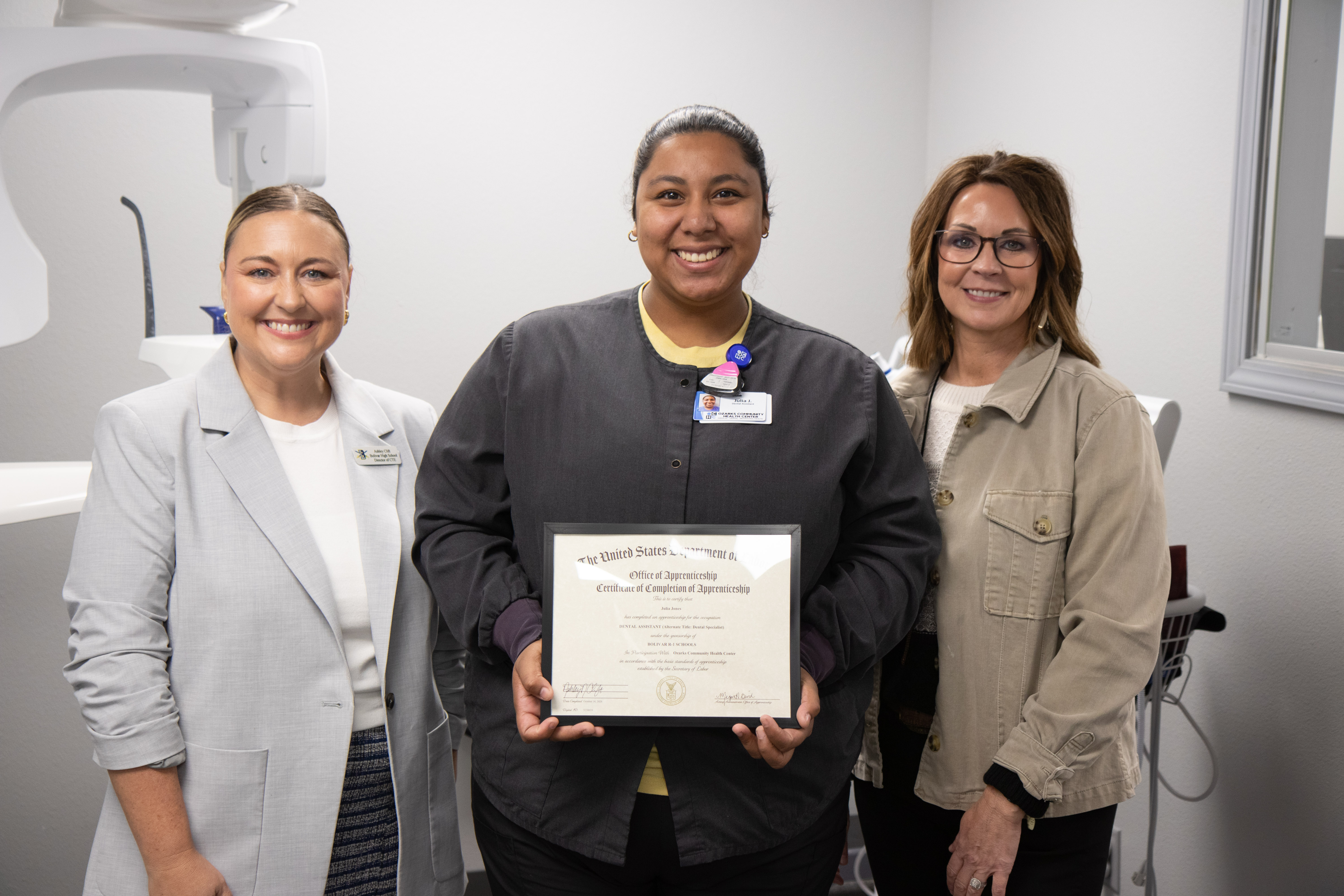 Jones Completes BoMo Works Dental Assistant Registered Apprenticeship with OCHC