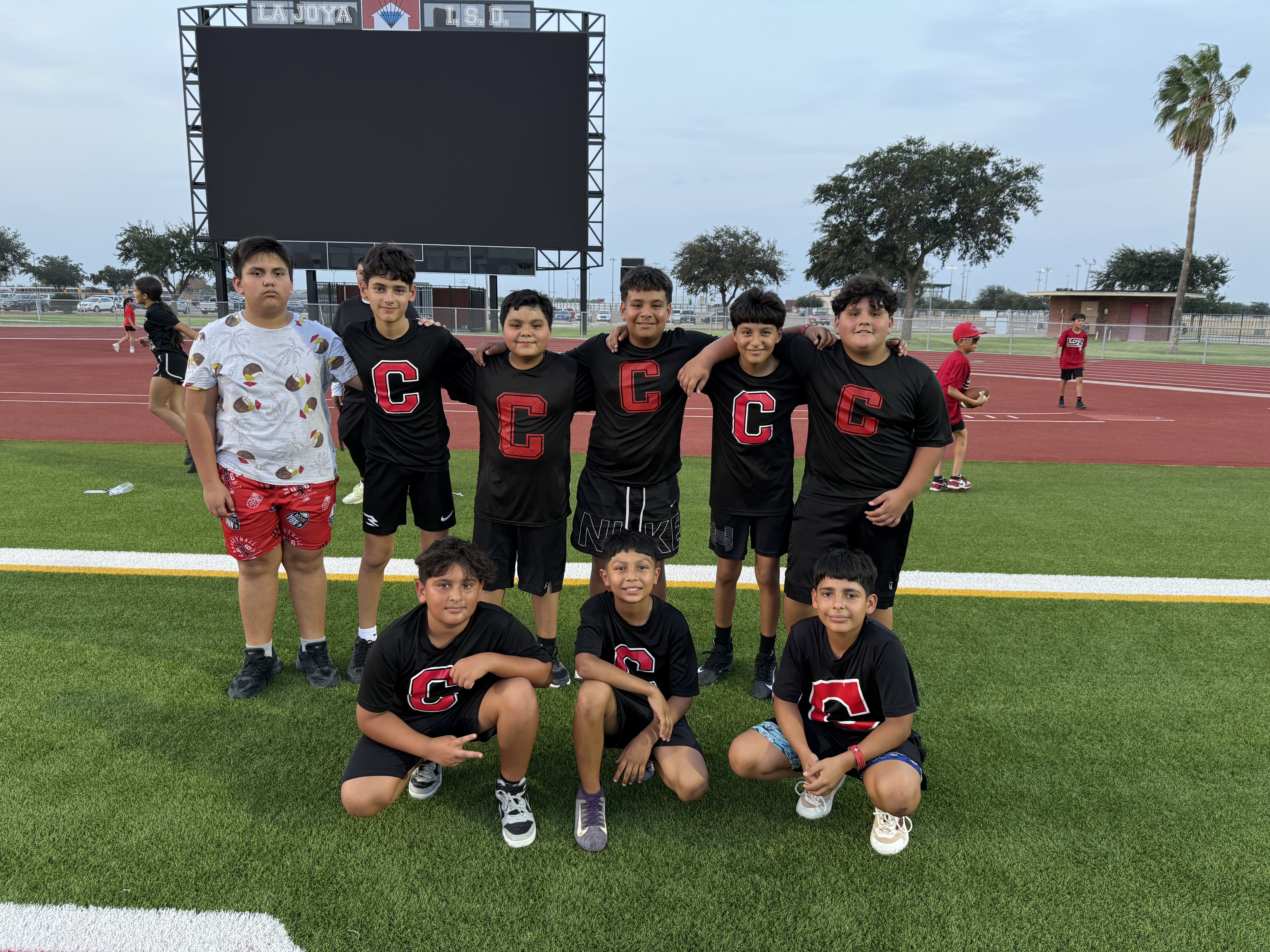 🏈📸 ICYMI: LITTLE ATHLETES, BIG TALENT! 🏆🌟