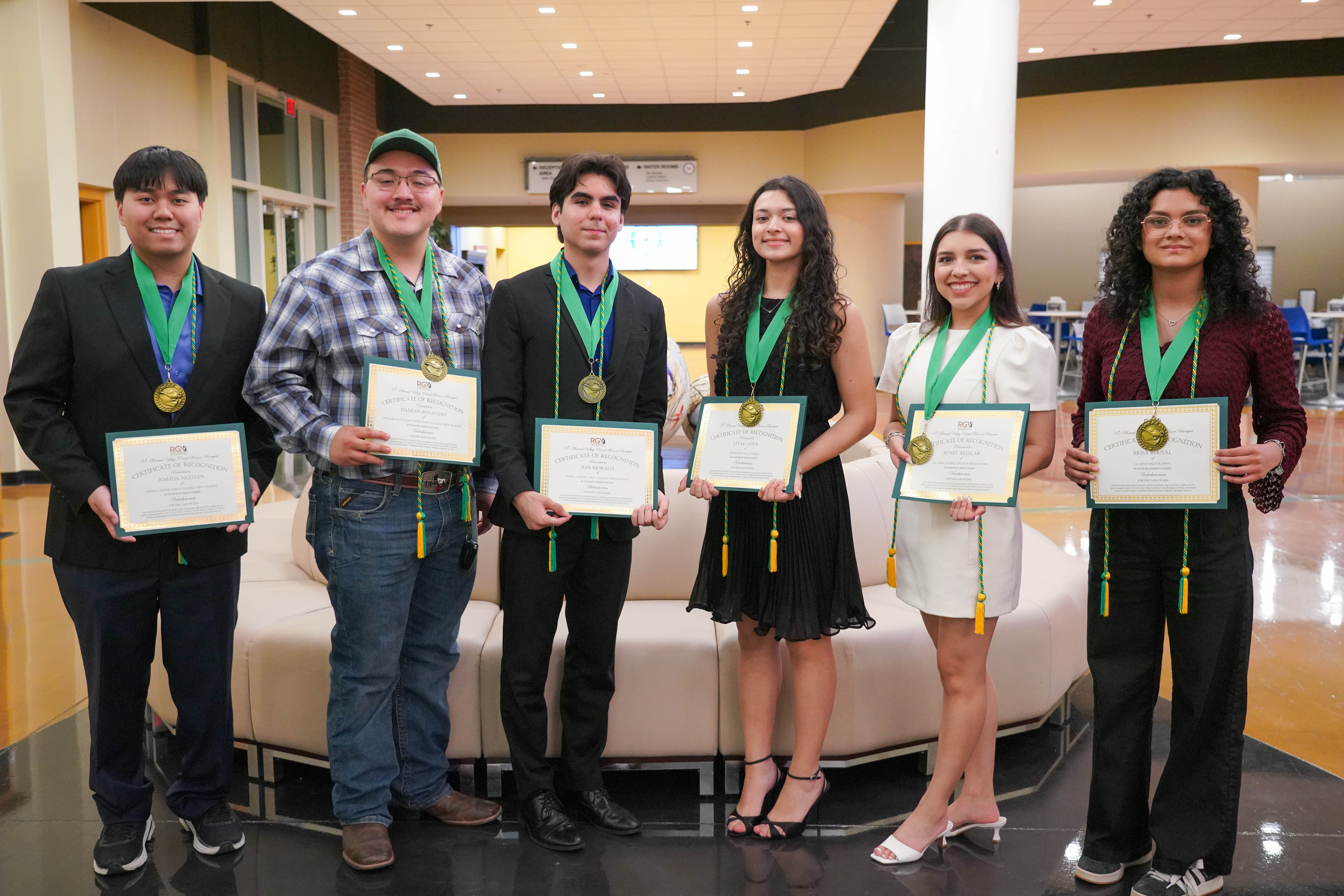 ✨🎓 Celebrating the BEST of the best! 🎓✨