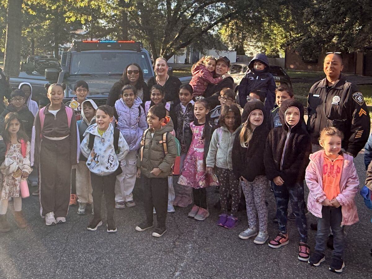 Walk Your Child to School Day photos from Grandview