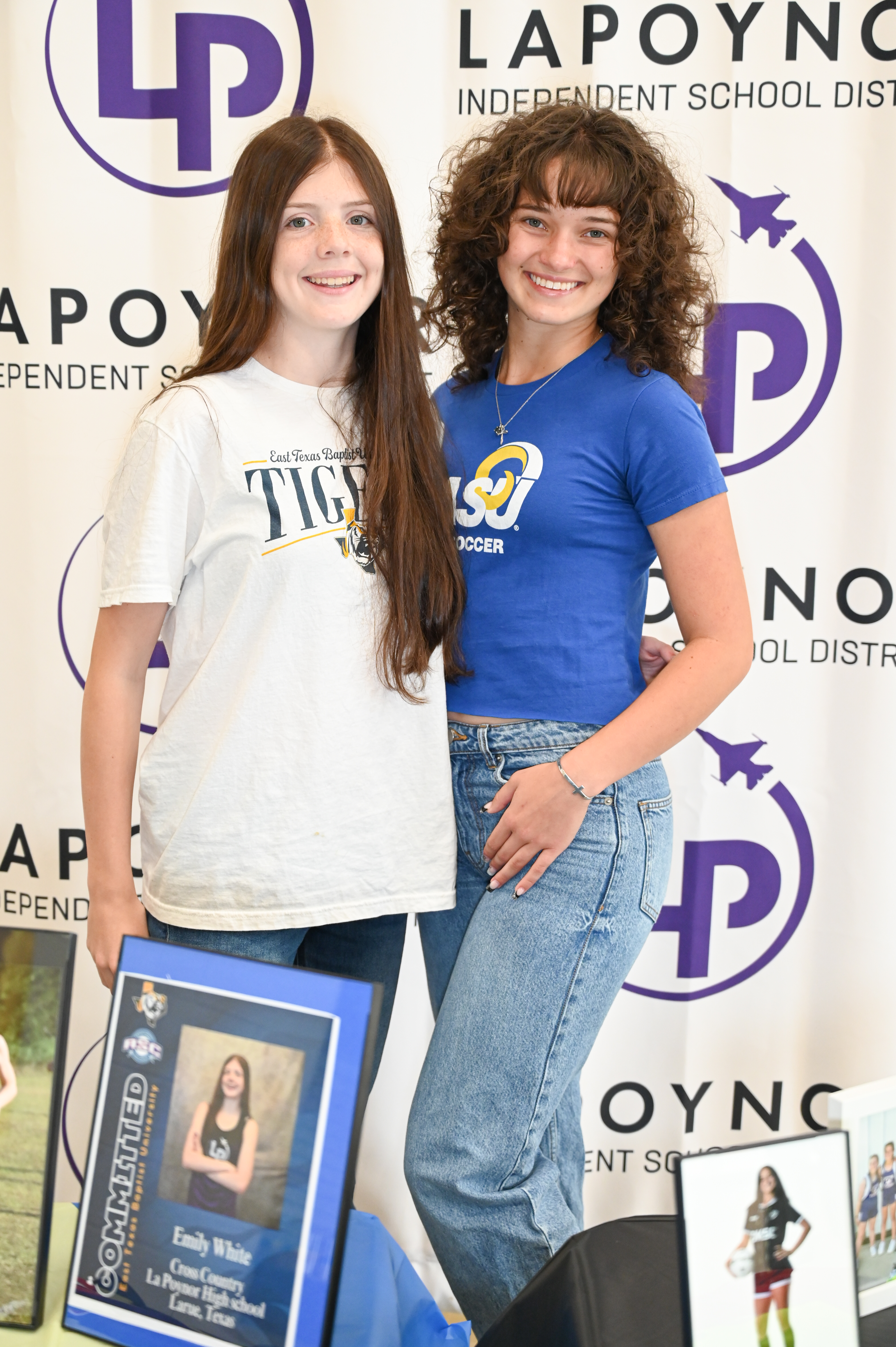 Senior Signing Day 🖊️🏃⚽