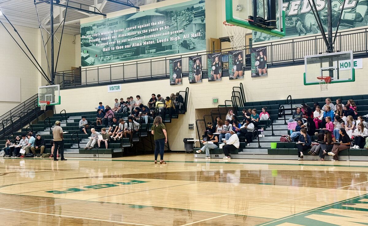 💜 INVESTING IN OUR STUDENTS: HEALTHY RELATIONSHIP CLASSES AT LHS! 💚