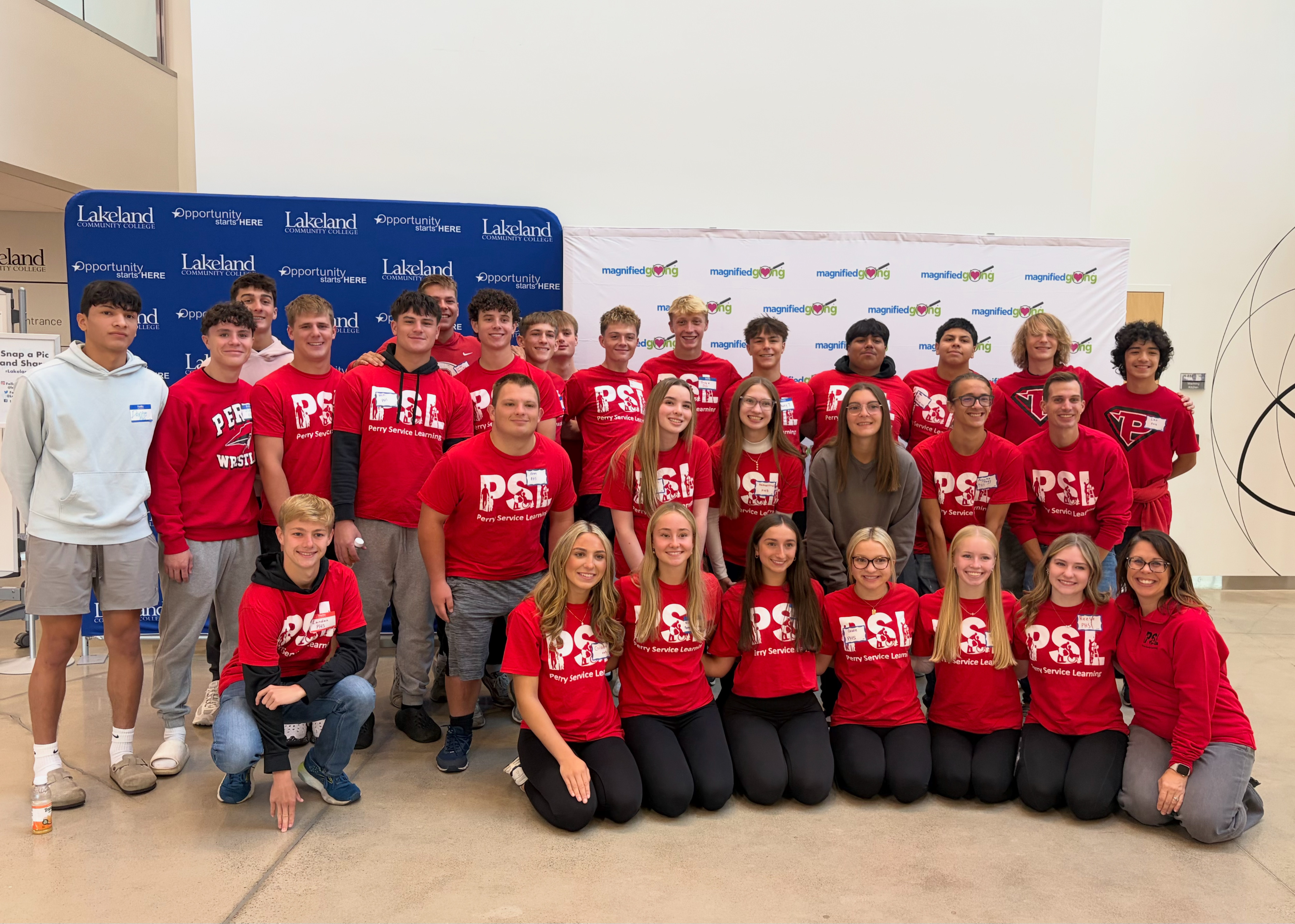 PSL and SADD Participate in the Northeast Ohio Conference on Leadership and Service