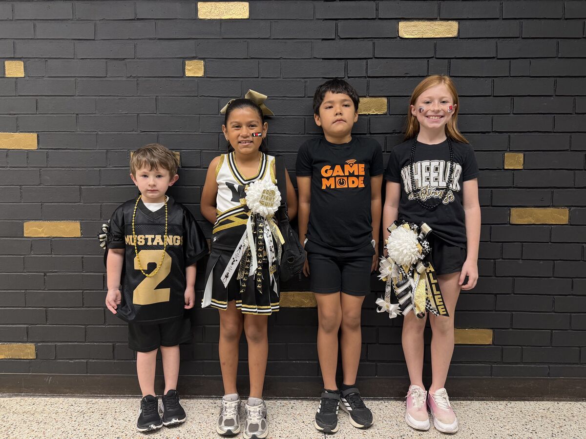 Honorary Mustang Captains of the Week
