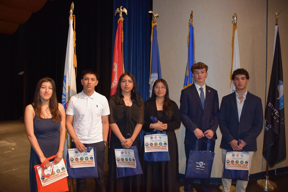 Southampton Students Entering The Military Honored At Ceremony