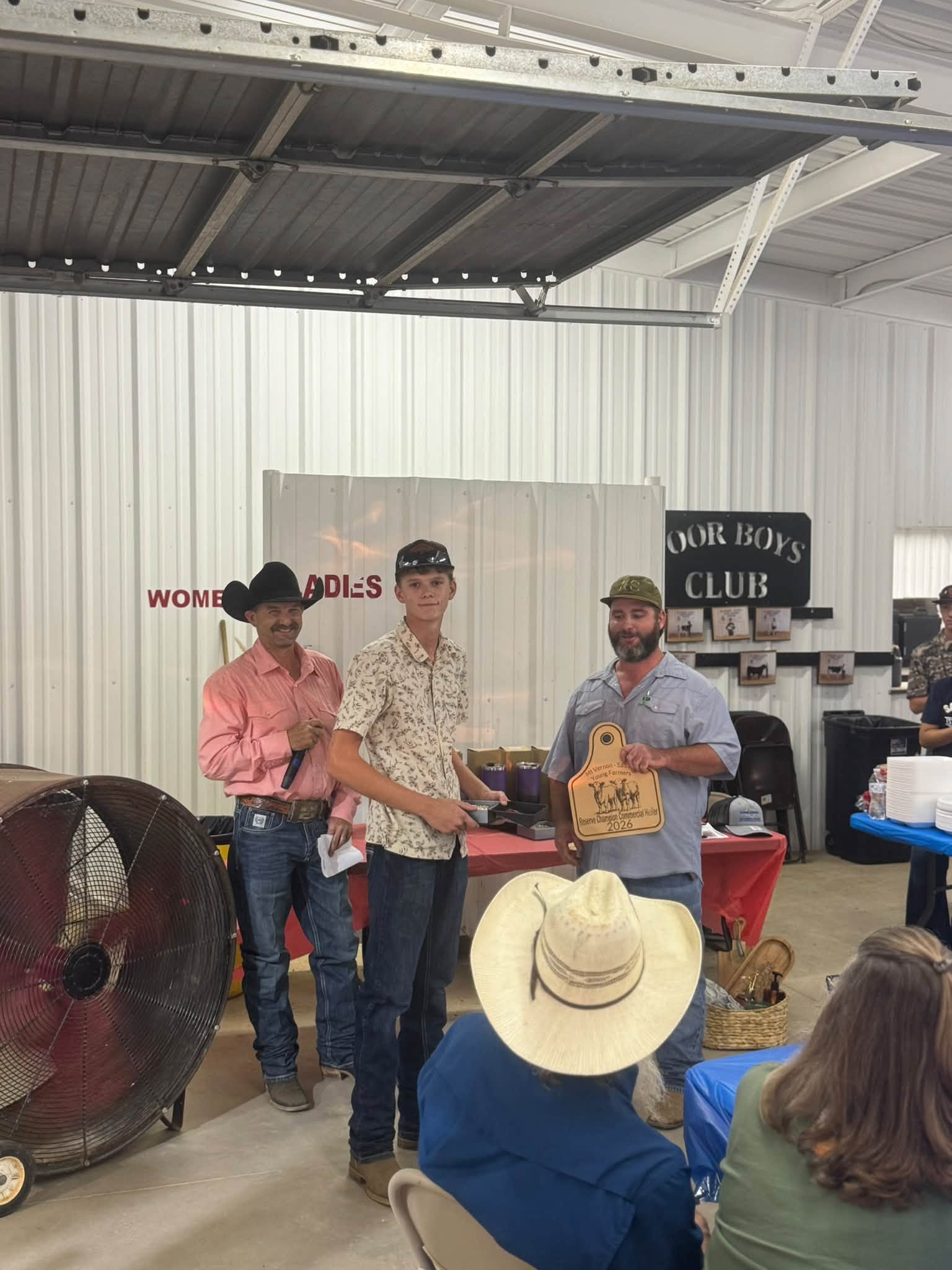 Young Farmers Commercial Heifer Show