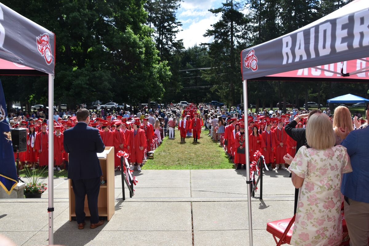 Persevering 'not alone, but together,' Class of 2026 celebrates graduation with resiliency, support