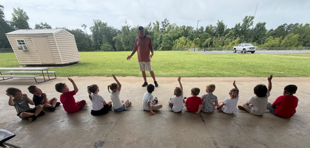 BES Kindergarteners learn about golf!