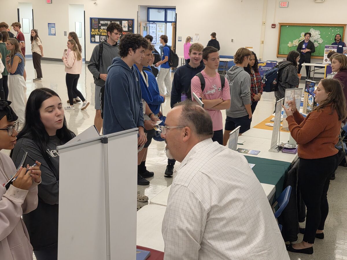 College Fair Held at GCS